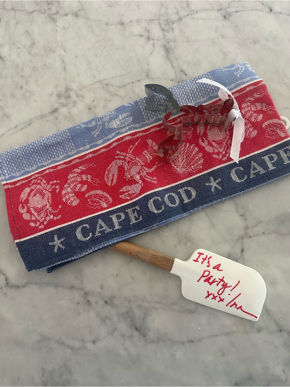 HOSTESS w Mostess GIFT William Sonoma Spatula INA GARTEN Cape Cod Towel Lobster